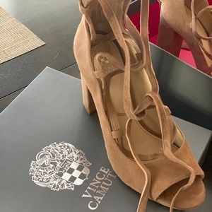VINCE CAMUTO HEELS